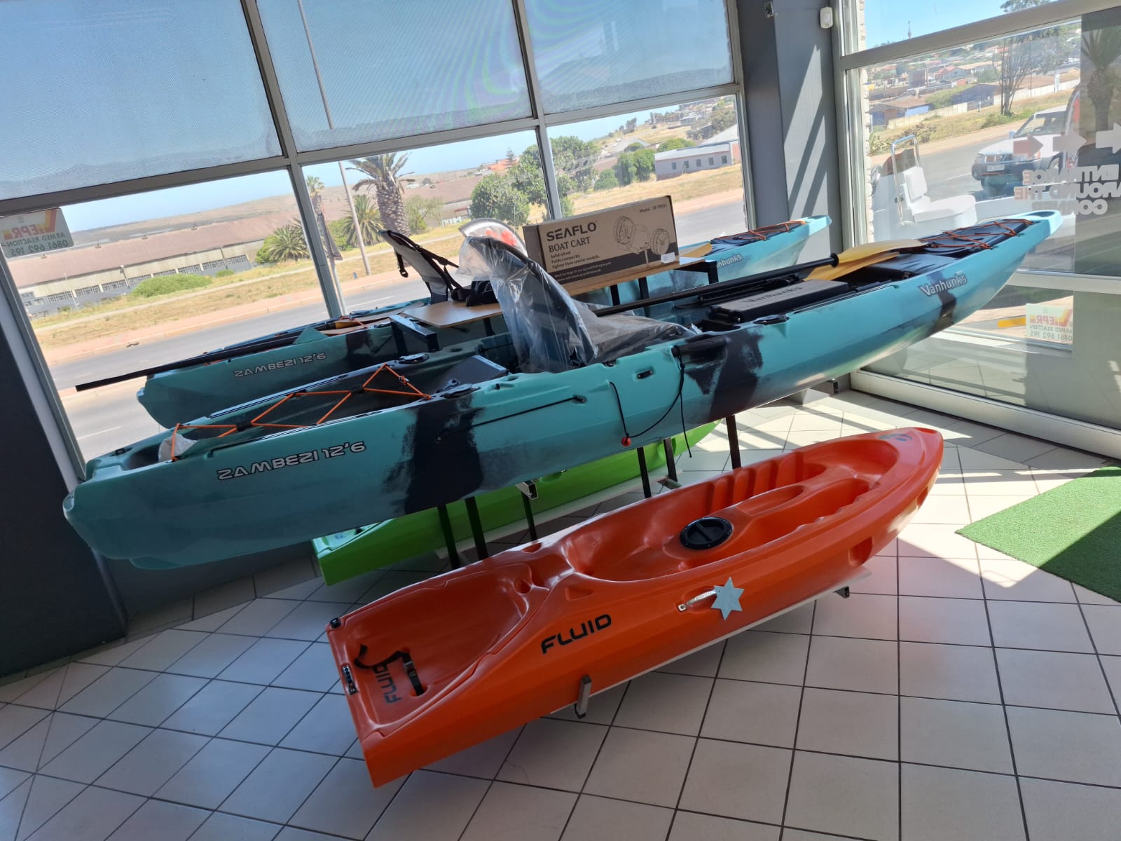 KAYAKS - Image 12