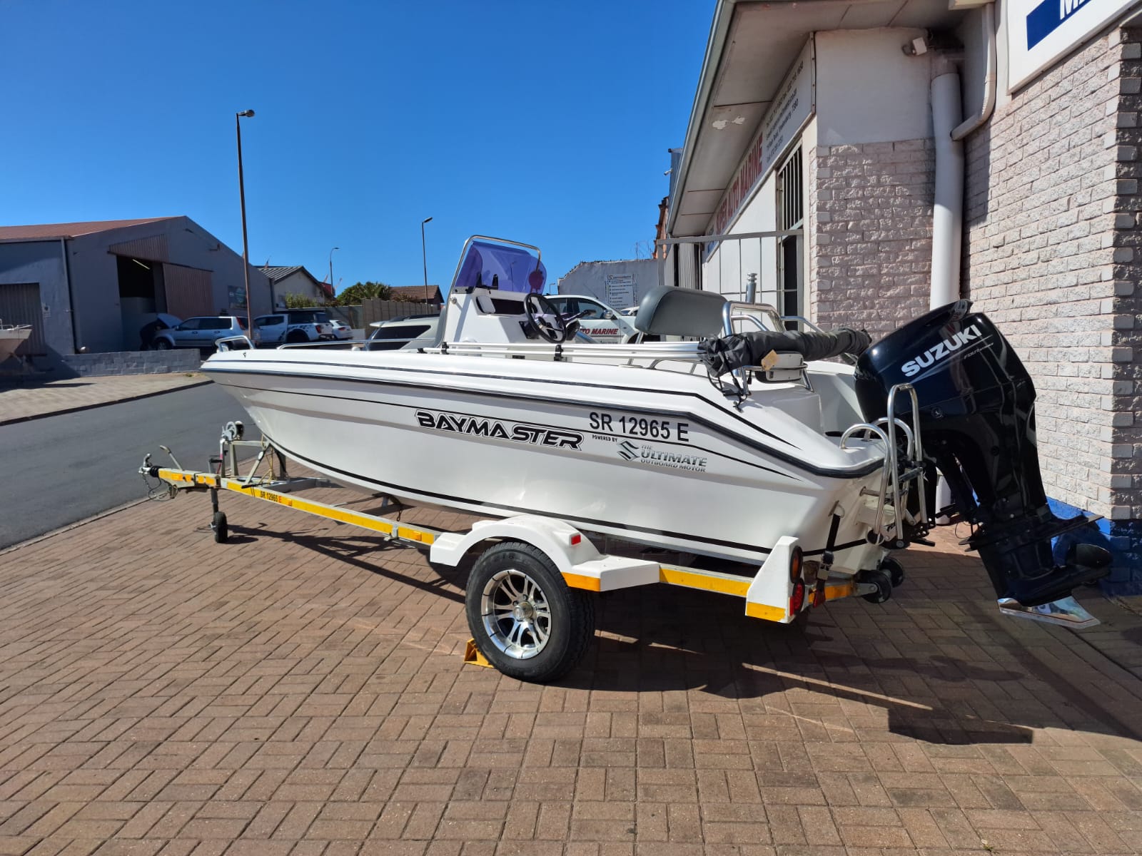 5.25M BAYMASTER with DF100BTL Suzuki 4-stroke - Image 2