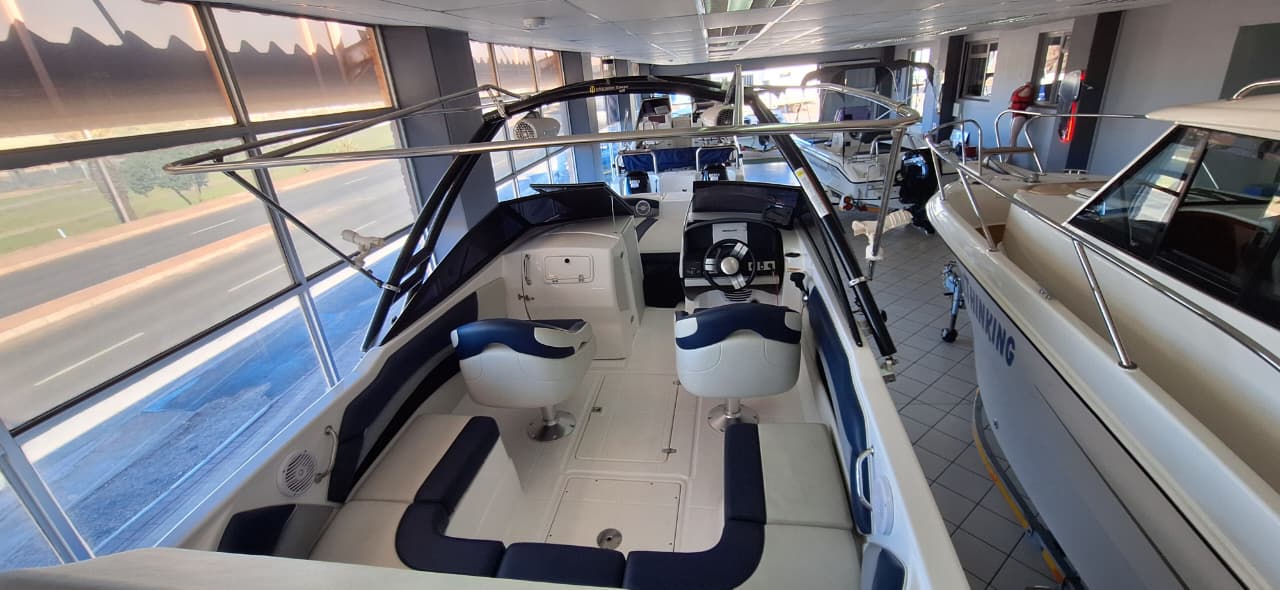 720 ODYSSEY ON TRAILER WITH 6.2L MERCRUISER 350HP - Image 8